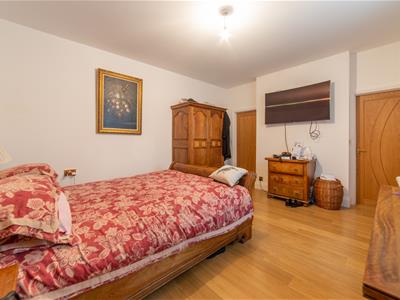 Picture 30
